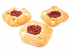 Koláček plundrový nápl. jahodovou, 130g