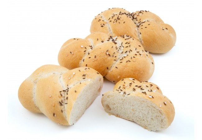 Houska pletená s posypem sůl+kmín 60g