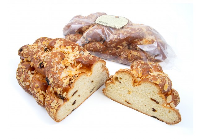 Vánočka s rozinkami a mandlemi,B 800g Vánočka s rozinkami a mandlemi,B 800g